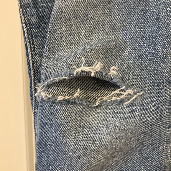 Zara High Rise Jeans - Picture 3 of 4